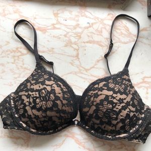 Black Lace Push-Up Bra